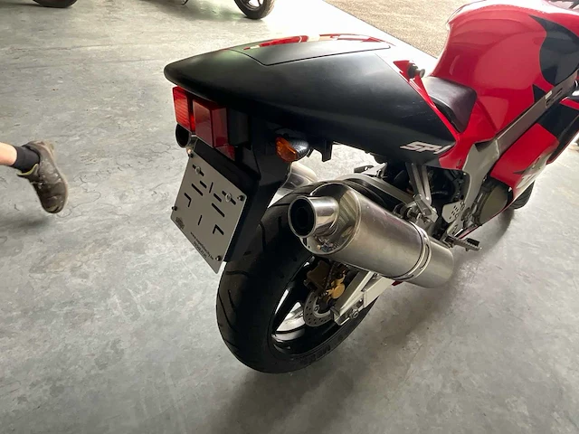 2002 honda vrt1000 sp1 01 - (collecter-item) - afbeelding 9 van  26