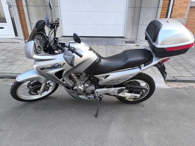 2002 honda xiv 650 motorfiets - afbeelding 9 van  11