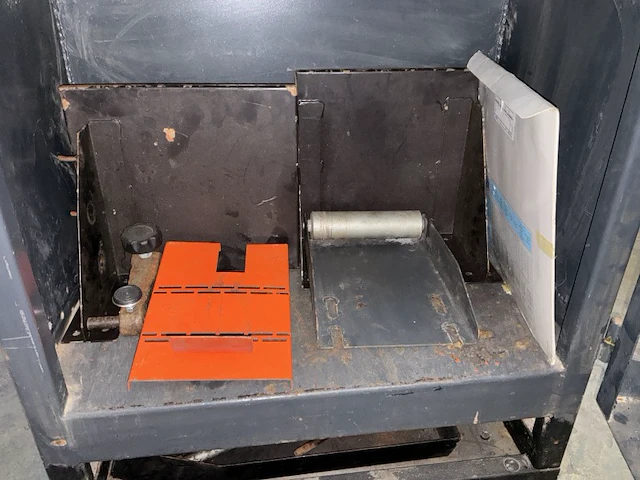 2002 imak d 315 metaal-afkortzaag / cirkelzaagmachine - afbeelding 8 van  10