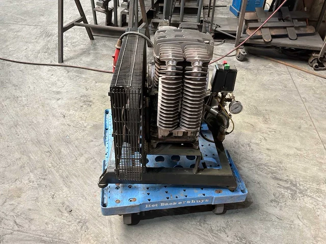 2002 ingersoll-rand euro20 schroefcompressor - persluchttank – 270 l – 11 bar - afbeelding 11 van  28