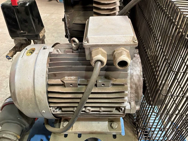 2002 ingersoll-rand euro20 schroefcompressor - persluchttank – 270 l – 11 bar - afbeelding 20 van  28