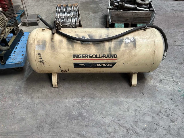 2002 ingersoll-rand euro20 schroefcompressor - persluchttank – 270 l – 11 bar - afbeelding 12 van  28