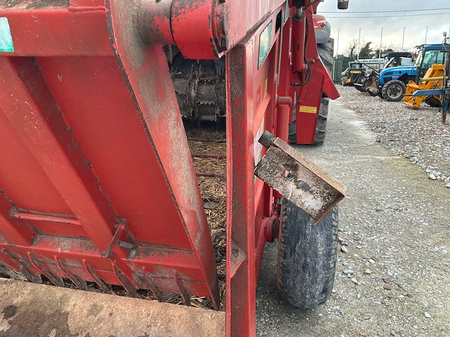 2002 jeantil dp5800re silagesnijder en distributeur - afbeelding 6 van  22