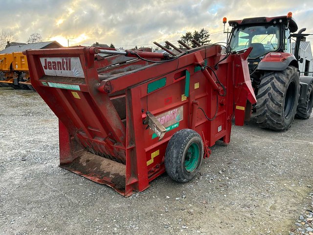 2002 jeantil dp5800re silagesnijder en distributeur - afbeelding 12 van  22