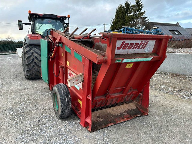 2002 jeantil dp5800re silagesnijder en distributeur - afbeelding 17 van  22