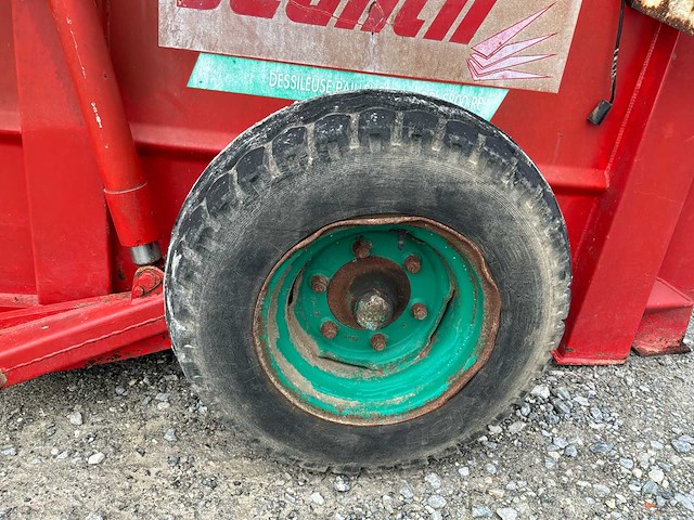 2002 jeantil dp5800re silagesnijder en distributeur - afbeelding 21 van  22