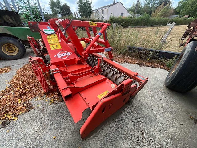 2002 kuhn hrb 302 d rotary hef - afbeelding 10 van  17
