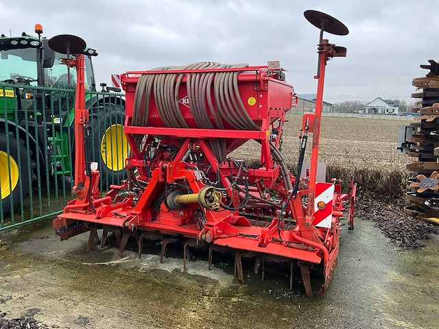 2002 kuhn semis hr3003d zaaibedcombinatie - afbeelding 1 van  11