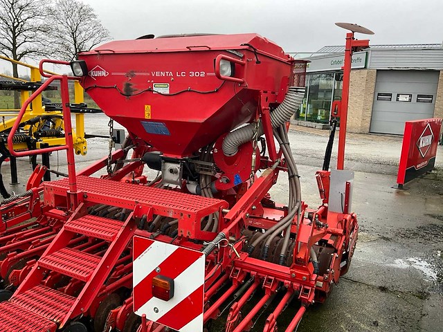 2002 kuhn semis hr3003d zaaibedcombinatie - afbeelding 6 van  11