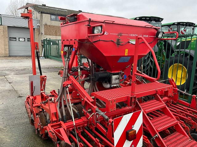 2002 kuhn semis hr3003d zaaibedcombinatie - afbeelding 9 van  11