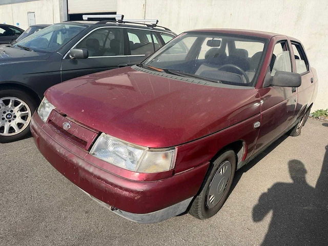 2002 lada vaz personenauto - afbeelding 1 van  11
