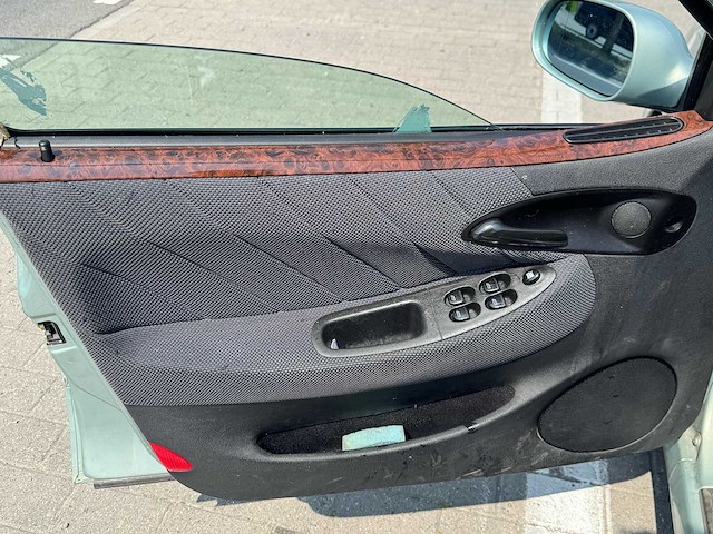 2002 lancia lybra - afbeelding 8 van  34