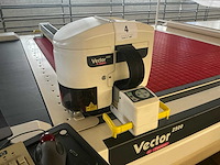 2002 lectra vector 2500 textiel snijmachine - afbeelding 9 van  10