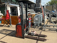 2002 linde l10 stapelaar