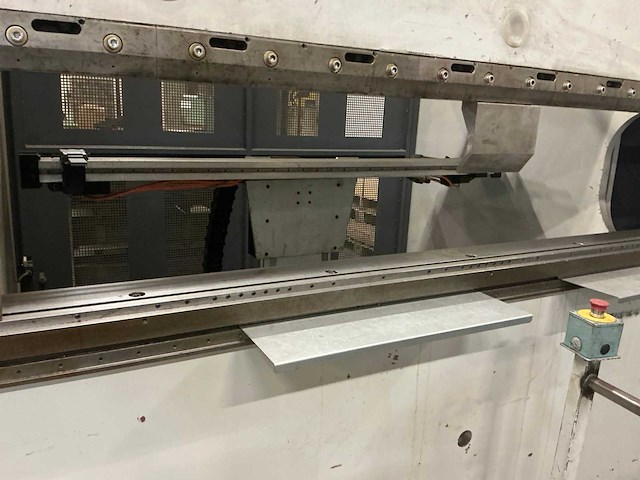 2002 lvd ppeb 80/25 cnc hydraulische kantbank - afbeelding 2 van  11