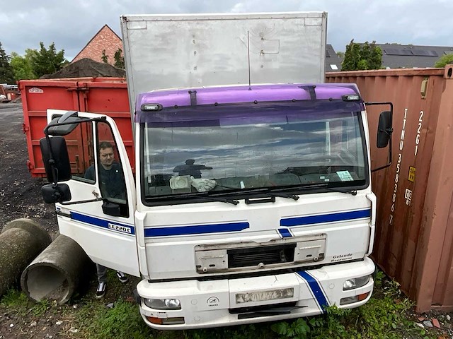 2002 man le220c vrachtwagen - afbeelding 5 van  10