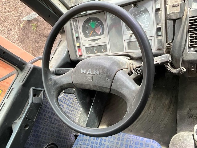 2002 man le220c vrachtwagen - afbeelding 26 van  27