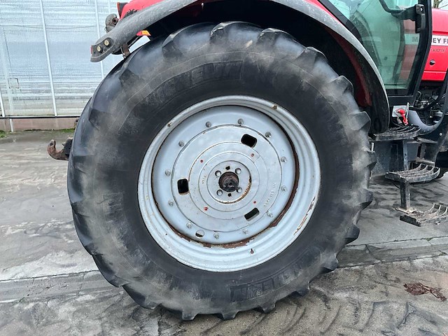 2002 massey ferguson 8240 vierwielaangedreven landbouwtractor - afbeelding 11 van  14