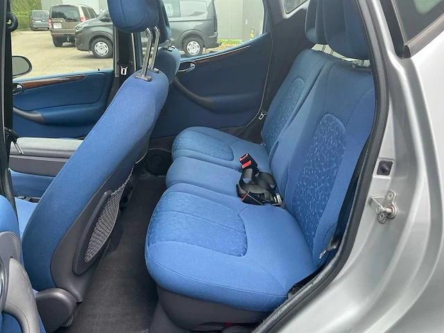 2002 mercedes-benz a klasse hatchback personenauto - afbeelding 26 van  30