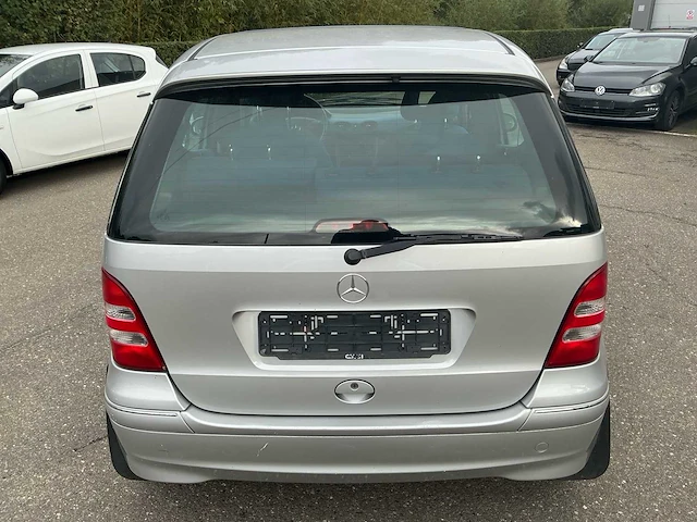 2002 mercedes-benz a klasse hatchback personenauto - afbeelding 12 van  30