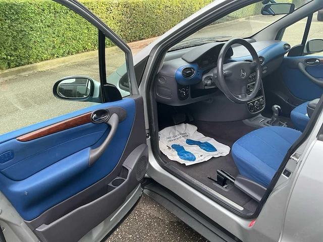 2002 mercedes-benz a klasse hatchback personenauto - afbeelding 4 van  27