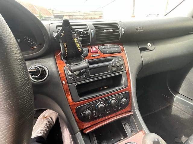 2002 mercedes benz c180 - personenauto - afbeelding 4 van  21