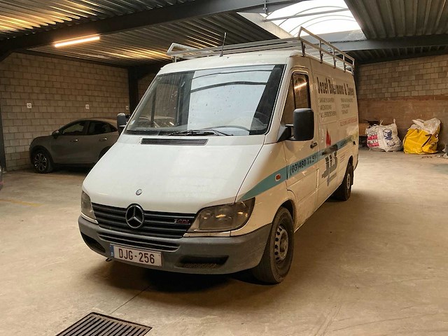 2002 mercedes-benz cdi-d 311 bedrijfswagen - afbeelding 1 van  32
