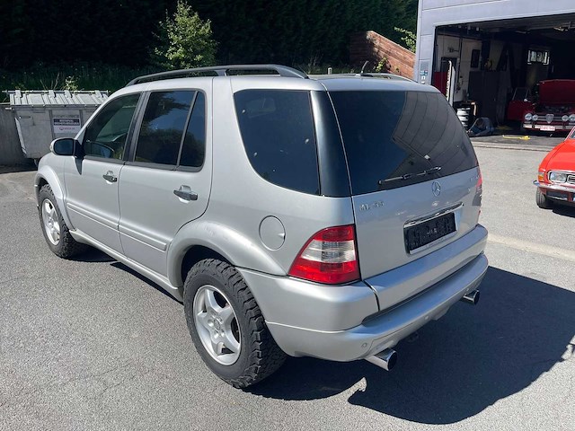 2002 mercedes-benz ml 55 amg suv personenauto - afbeelding 4 van  11