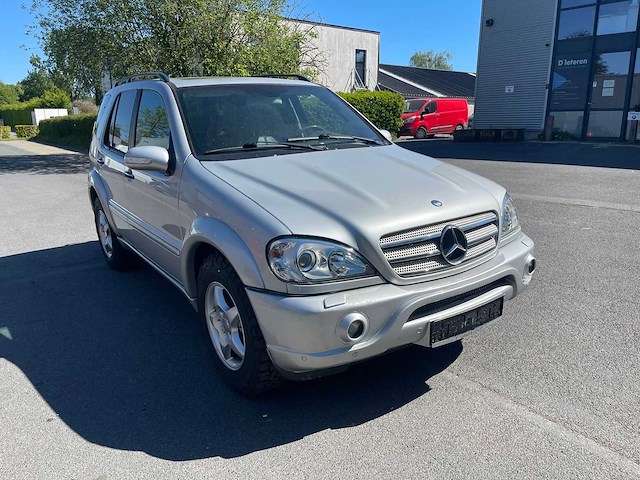 2002 mercedes-benz ml 55 amg suv personenauto - afbeelding 7 van  11