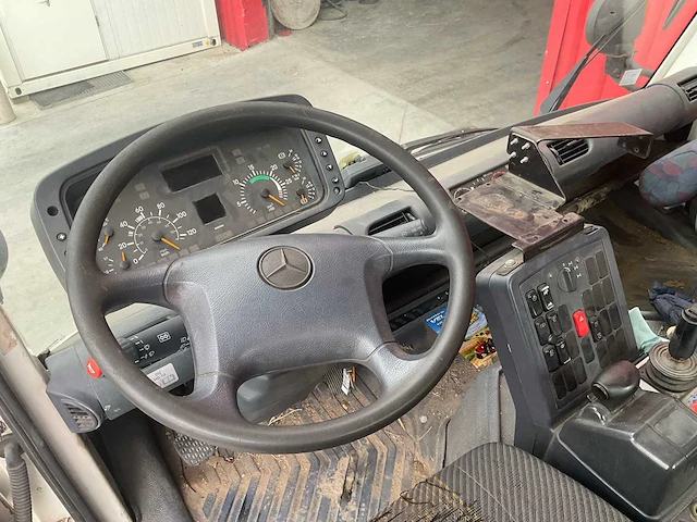 2002 mercedes-benz unimog u300c 4x4 truck - afbeelding 7 van  40