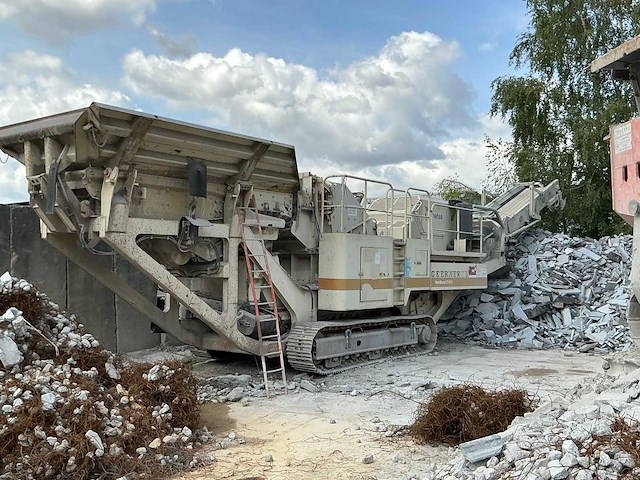 2002 metso nordberg lt1213 mobiele breekinstallatie - afbeelding 1 van  26