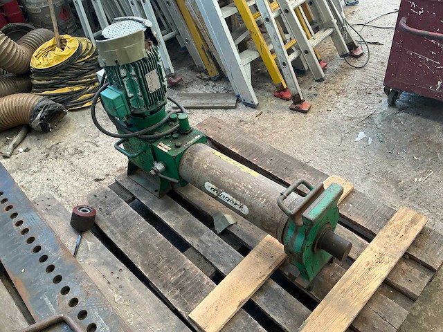 2002 mingori m-150 zware hydraulische pijp- en buisbuiger - afbeelding 7 van  13