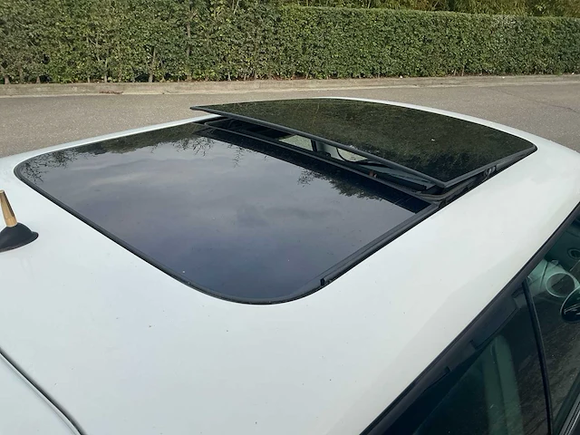 2002 mini cooper hatchback personenauto - afbeelding 15 van  26