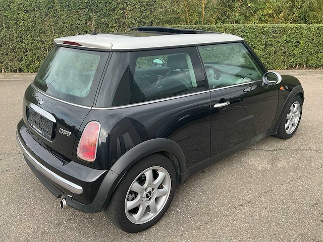 2002 mini cooper hatchback personenauto - afbeelding 22 van  26