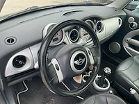 2002 mini cooper hatchback personenauto - afbeelding 8 van  26
