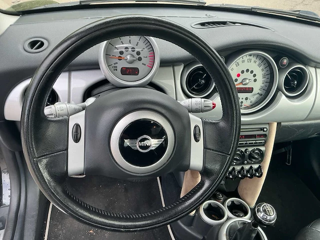 2002 mini cooper hatchback personenauto - afbeelding 9 van  26