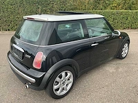 2002 mini cooper hatchback personenauto - afbeelding 22 van  26