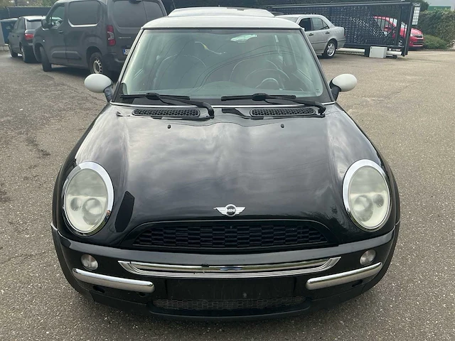 2002 mini cooper hatchback personenauto - afbeelding 25 van  26