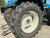 2002 new holland tm115 vierwielaangedreven landbouwtractor - afbeelding 19 van  31