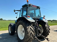2002 new holland tm115 vierwielaangedreven landbouwtractor - afbeelding 27 van  31