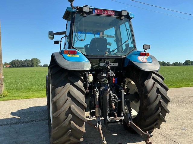 2002 new holland tm115 vierwielaangedreven landbouwtractor - afbeelding 28 van  31