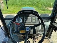 2002 new holland tm115 vierwielaangedreven landbouwtractor - afbeelding 16 van  32
