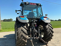 2002 new holland tm115 vierwielaangedreven landbouwtractor - afbeelding 29 van  32