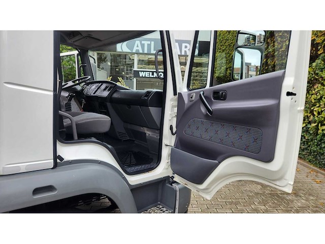 2002 nissan atleon - afbeelding 22 van  37