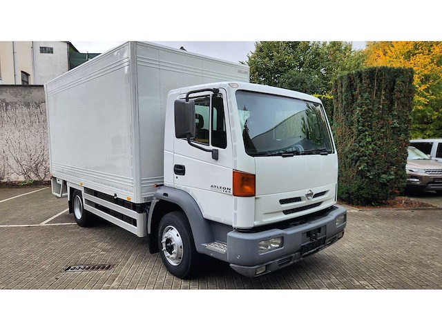 2002 nissan atleon - afbeelding 24 van  37