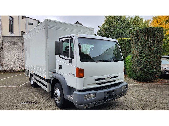 2002 nissan atleon - afbeelding 25 van  37