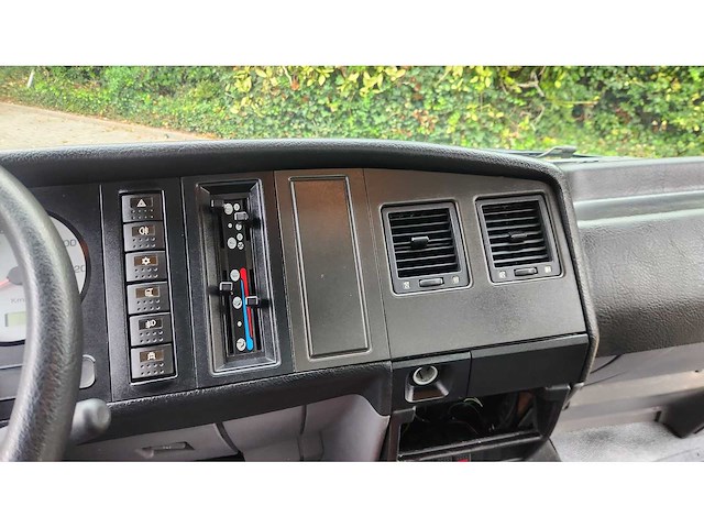 2002 nissan atleon - afbeelding 9 van  17