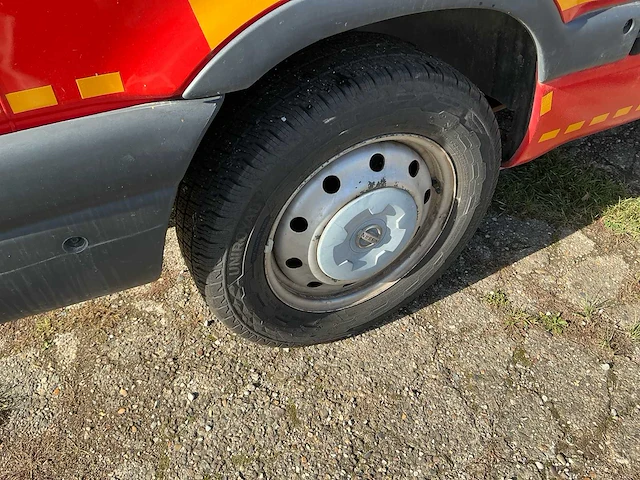 2002 nissan interstar brandweerwagen - afbeelding 21 van  38