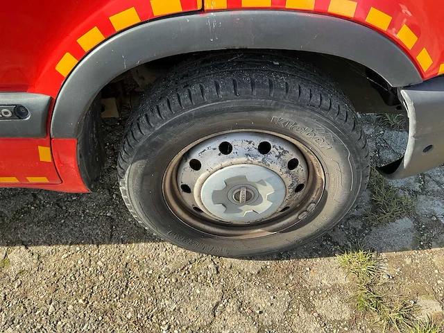 2002 nissan interstar brandweerwagen - afbeelding 24 van  38