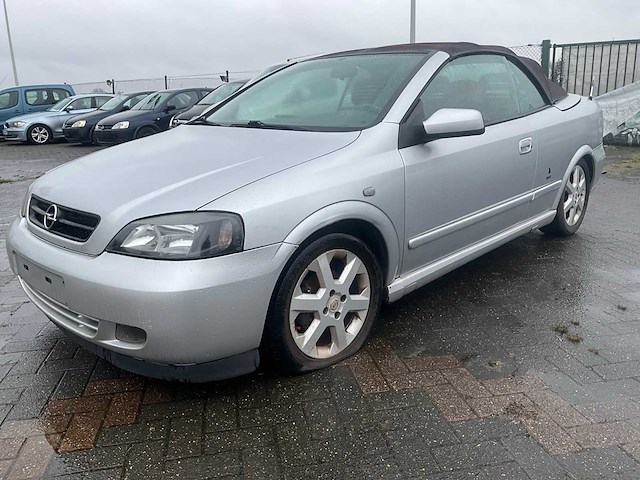 2002 opel astra cabriolet - afbeelding 1 van  36